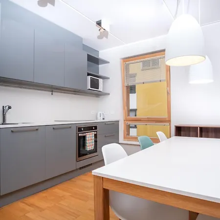Apartment Dream - Stylish Near Old Town With Free Parking