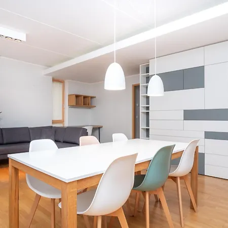Apartment Dream - Stylish Near Old Town With Free Parking