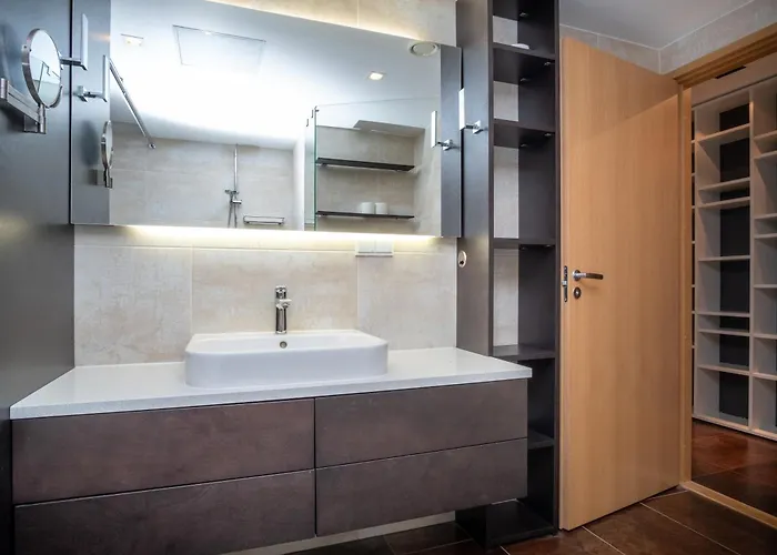 Dream - Stylish Near Old Town With Free Parking טאלין