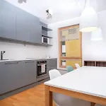Korter Dream - Stylish Near Old Town With Free Parking